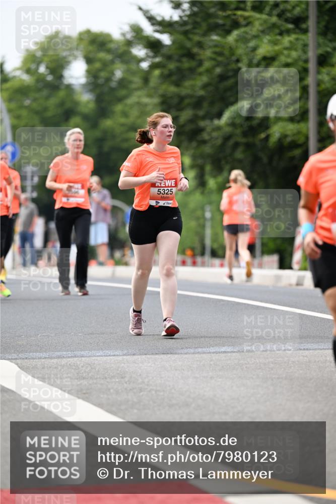 15.06.2025 - REWE Women's Run Dr. Thomas Lammeyer http://msf.ph/oto/7980123 15.06.2025 10:45:08 Laufen 5325 meine-sportfotos.de