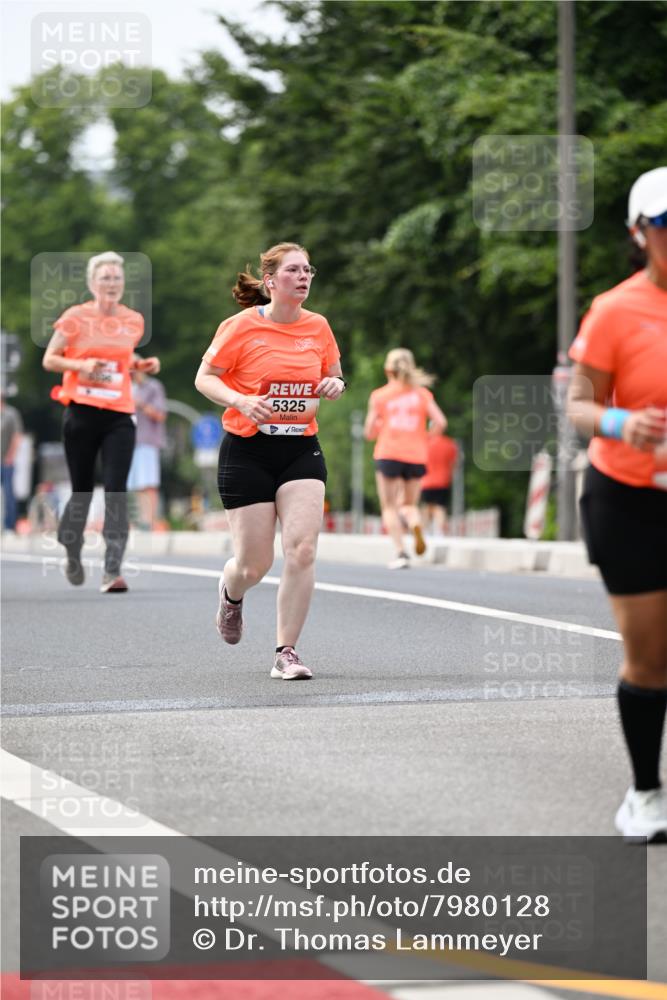 15.06.2025 - REWE Women's Run Dr. Thomas Lammeyer http://msf.ph/oto/7980128 15.06.2025 10:45:08 Laufen 5325 meine-sportfotos.de
