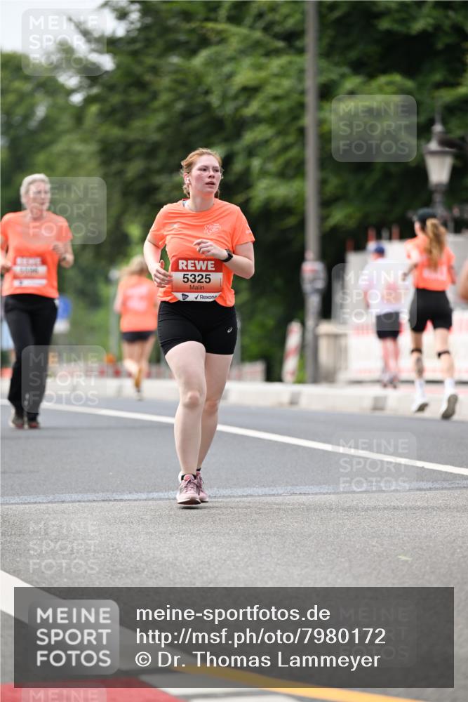 15.06.2025 - REWE Women's Run Dr. Thomas Lammeyer http://msf.ph/oto/7980172 15.06.2025 10:45:09 Laufen 5325 meine-sportfotos.de