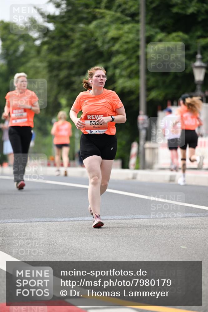 15.06.2025 - REWE Women's Run Dr. Thomas Lammeyer http://msf.ph/oto/7980179 15.06.2025 10:45:09 Laufen 5320 meine-sportfotos.de