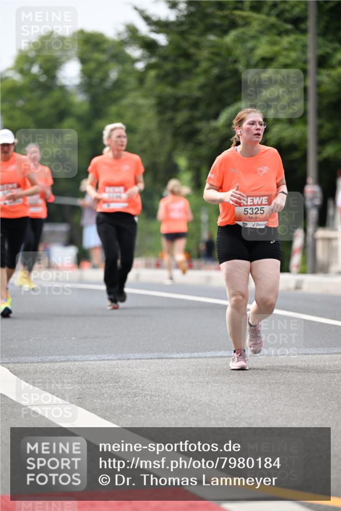 15.06.2025 - REWE Women's Run Dr. Thomas Lammeyer http://msf.ph/oto/7980184 15.06.2025 10:45:09 Laufen 5325 meine-sportfotos.de