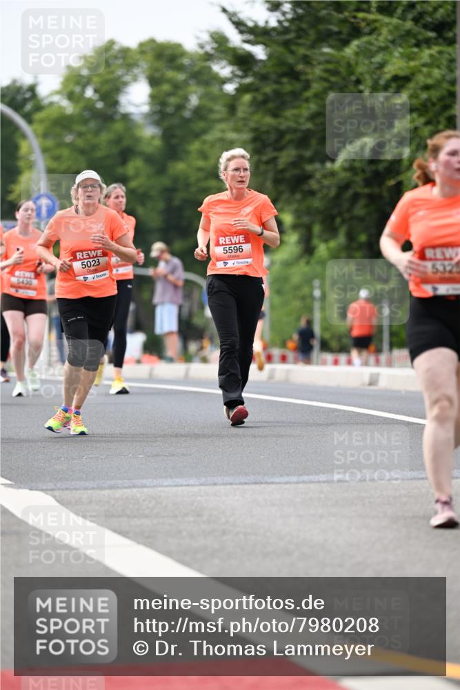 15.06.2025 - REWE Women's Run Dr. Thomas Lammeyer http://msf.ph/oto/7980208 15.06.2025 10:45:10 Laufen 5430, 5023, 5596 meine-sportfotos.de