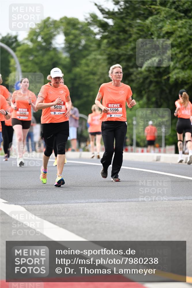 15.06.2025 - REWE Women's Run Dr. Thomas Lammeyer http://msf.ph/oto/7980238 15.06.2025 10:45:10 Laufen 5023, 5430, 5596 meine-sportfotos.de