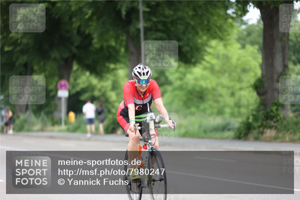 15.06.2025 - 7 Türme Triathlon Yannick Fuchs http://msf.ph/oto/7980247 15.06.2025 11:20:39 Radfahren 320 meine-sportfotos.de