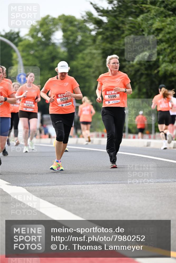 15.06.2025 - REWE Women's Run Dr. Thomas Lammeyer http://msf.ph/oto/7980252 15.06.2025 10:45:10 Laufen 5430, 5023, 5596 meine-sportfotos.de