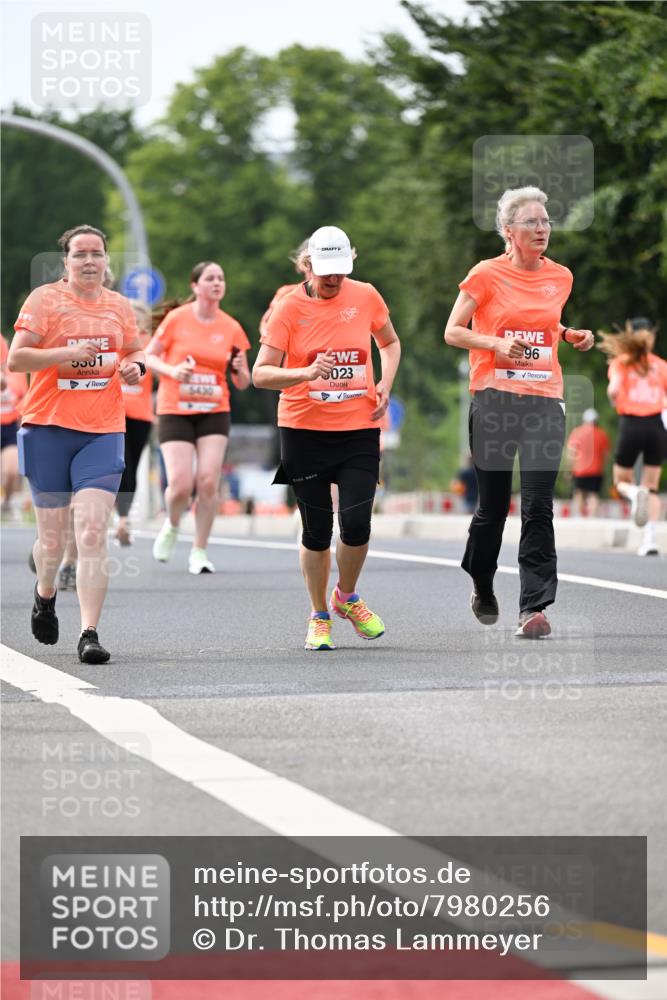 15.06.2025 - REWE Women's Run Dr. Thomas Lammeyer http://msf.ph/oto/7980256 15.06.2025 10:45:11 Laufen 5501, 6420, 023, 96 meine-sportfotos.de