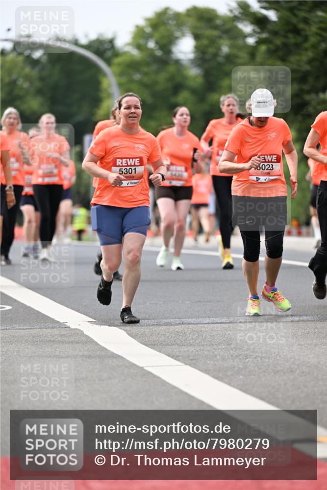 15.06.2025 - REWE Women's Run Dr. Thomas Lammeyer http://msf.ph/oto/7980279 15.06.2025 10:45:12 Laufen 5301, 5631, 3023 meine-sportfotos.de