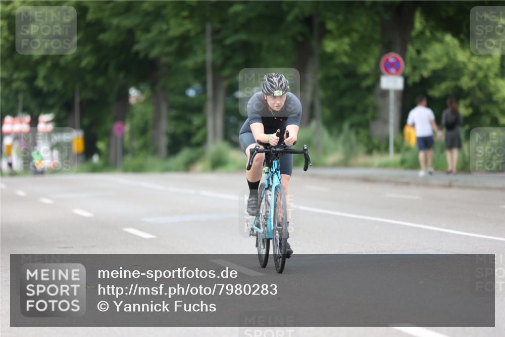 15.06.2025 - 7 Türme Triathlon Yannick Fuchs http://msf.ph/oto/7980283 15.06.2025 11:20:42 Radfahren  meine-sportfotos.de
