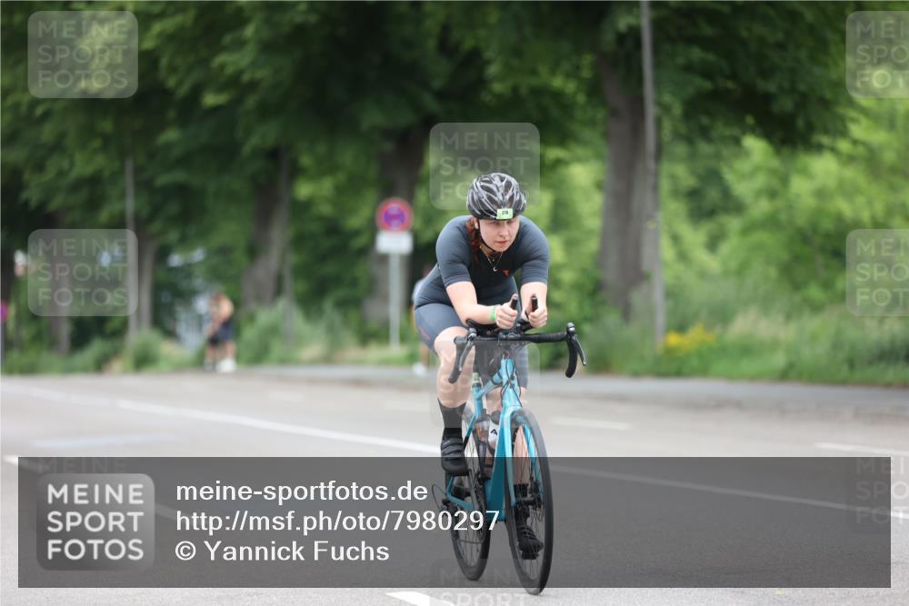 15.06.2025 - 7 Türme Triathlon Yannick Fuchs http://msf.ph/oto/7980297 15.06.2025 11:20:43 Radfahren  meine-sportfotos.de