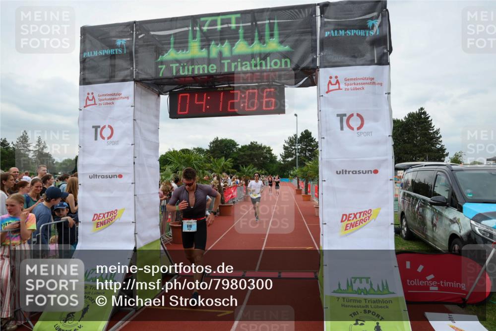 15.06.2025 - 7 Türme Triathlon Michael Strokosch http://msf.ph/oto/7980300 15.06.2025 14:12:06 Ziel 537, 610, 1047, 1056 meine-sportfotos.de