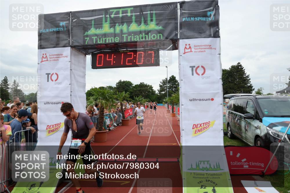 15.06.2025 - 7 Türme Triathlon Michael Strokosch http://msf.ph/oto/7980304 15.06.2025 14:12:07 Ziel 537, 610, 1047, 1056 meine-sportfotos.de