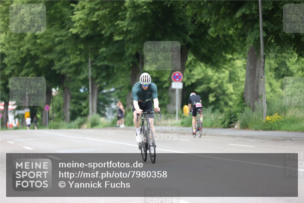 15.06.2025 - 7 Türme Triathlon Yannick Fuchs http://msf.ph/oto/7980358 15.06.2025 11:21:54 Radfahren  meine-sportfotos.de