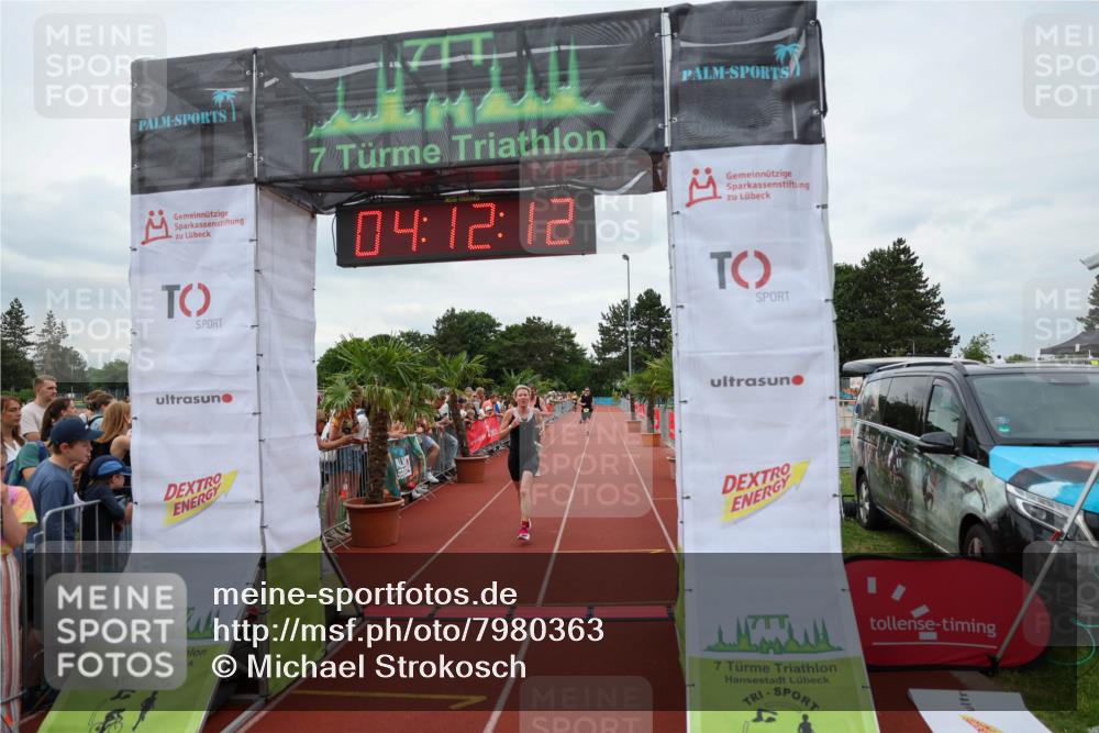 15.06.2025 - 7 Türme Triathlon Michael Strokosch http://msf.ph/oto/7980363 15.06.2025 14:12:11 Ziel 610, 801, 1001, 1047 meine-sportfotos.de