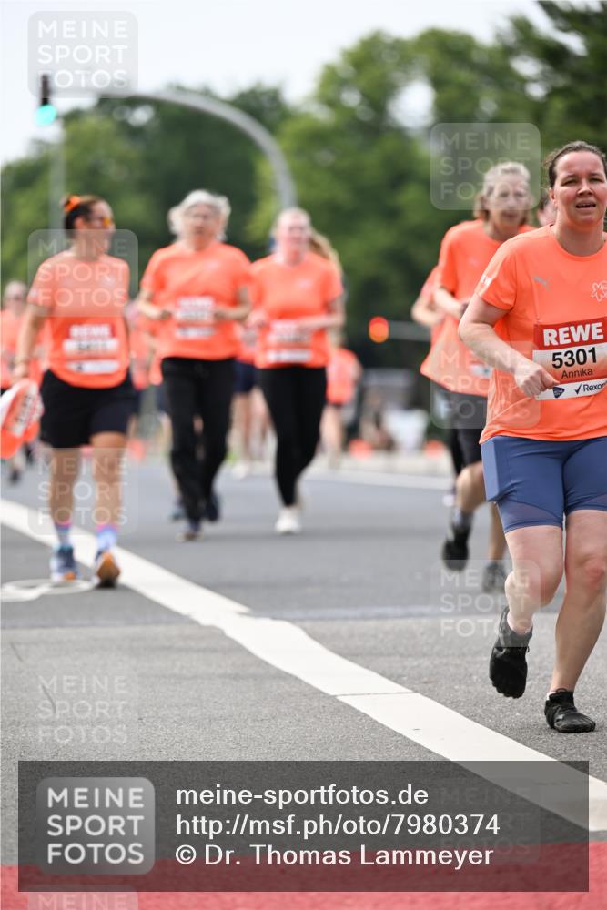 15.06.2025 - REWE Women's Run Dr. Thomas Lammeyer http://msf.ph/oto/7980374 15.06.2025 10:45:14 Laufen 5301 meine-sportfotos.de
