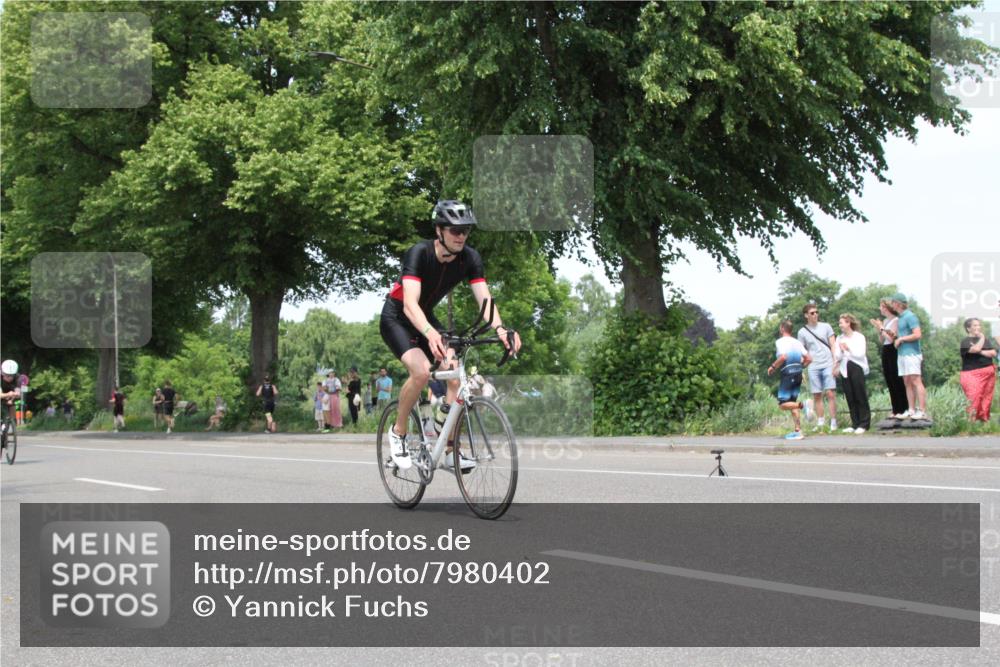 15.06.2025 - 7 Türme Triathlon Yannick Fuchs http://msf.ph/oto/7980402 15.06.2025 13:25:04 Radfahren  meine-sportfotos.de