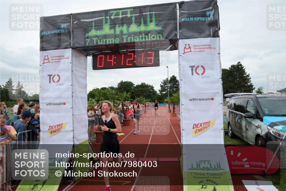 15.06.2025 - 7 Türme Triathlon Michael Strokosch http://msf.ph/oto/7980403 15.06.2025 14:12:13 Ziel 610, 801, 845, 1001, 1047 meine-sportfotos.de