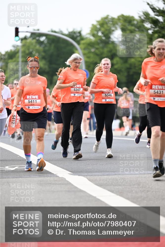 15.06.2025 - REWE Women's Run Dr. Thomas Lammeyer http://msf.ph/oto/7980407 15.06.2025 10:45:15 Laufen 5412, 5411, 5347, 5346, 5431 meine-sportfotos.de
