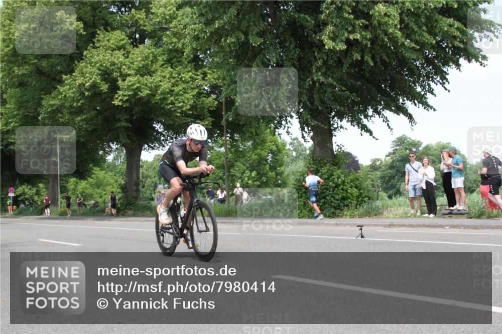 15.06.2025 - 7 Türme Triathlon Yannick Fuchs http://msf.ph/oto/7980414 15.06.2025 13:25:05 Radfahren  meine-sportfotos.de