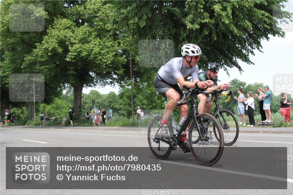 15.06.2025 - 7 Türme Triathlon Yannick Fuchs http://msf.ph/oto/7980435 15.06.2025 13:25:14 Radfahren  meine-sportfotos.de
