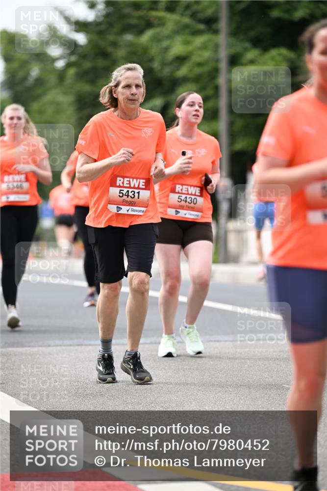 15.06.2025 - REWE Women's Run Dr. Thomas Lammeyer http://msf.ph/oto/7980452 15.06.2025 10:45:16 Laufen 5346, 5430, 5431 meine-sportfotos.de