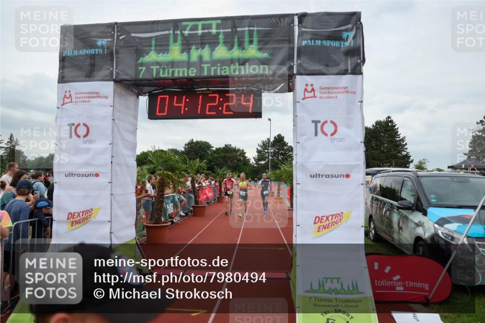 15.06.2025 - 7 Türme Triathlon Michael Strokosch http://msf.ph/oto/7980494 15.06.2025 14:12:23 Ziel 530, 651, 845, 877 meine-sportfotos.de