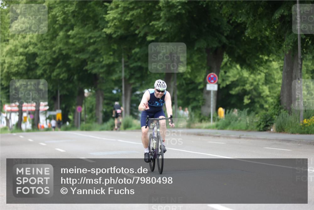 15.06.2025 - 7 Türme Triathlon Yannick Fuchs http://msf.ph/oto/7980498 15.06.2025 11:21:59 Radfahren  meine-sportfotos.de