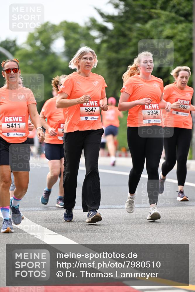 15.06.2025 - REWE Women's Run Dr. Thomas Lammeyer http://msf.ph/oto/7980510 15.06.2025 10:45:18 Laufen 5411, 5, 5347, 5346, 5582 meine-sportfotos.de