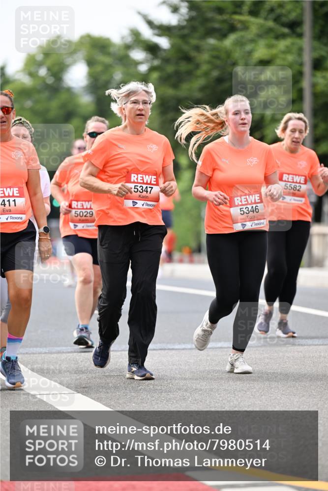 15.06.2025 - REWE Women's Run Dr. Thomas Lammeyer http://msf.ph/oto/7980514 15.06.2025 10:45:18 Laufen 411, 5029, 5347, 5346, 5582 meine-sportfotos.de