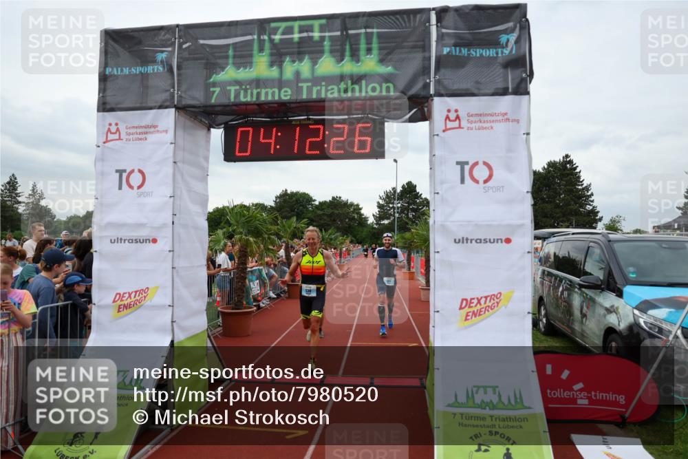 15.06.2025 - 7 Türme Triathlon Michael Strokosch http://msf.ph/oto/7980520 15.06.2025 14:12:25 Ziel 530, 651, 845, 877 meine-sportfotos.de