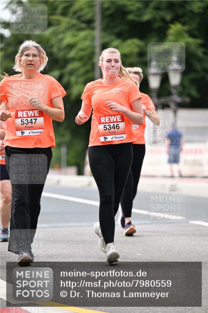 15.06.2025 - REWE Women's Run Dr. Thomas Lammeyer http://msf.ph/oto/7980559 15.06.2025 10:45:19 Laufen 5347, 5346 meine-sportfotos.de