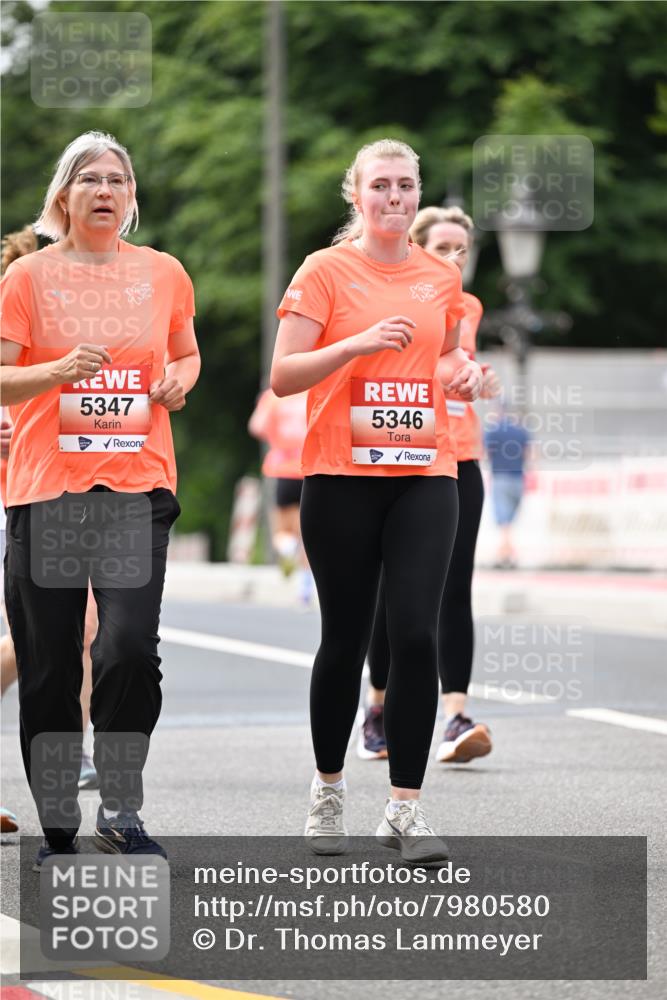 15.06.2025 - REWE Women's Run Dr. Thomas Lammeyer http://msf.ph/oto/7980580 15.06.2025 10:45:19 Laufen 5347, 5346 meine-sportfotos.de