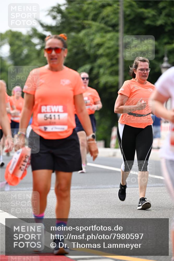 15.06.2025 - REWE Women's Run Dr. Thomas Lammeyer http://msf.ph/oto/7980597 15.06.2025 10:45:21 Laufen 5411, 5412 meine-sportfotos.de
