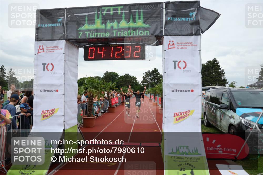 15.06.2025 - 7 Türme Triathlon Michael Strokosch http://msf.ph/oto/7980610 15.06.2025 14:12:32 Ziel 530, 651, 678, 877, 918, 1151 meine-sportfotos.de