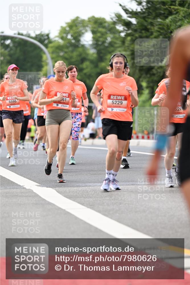 15.06.2025 - REWE Women's Run Dr. Thomas Lammeyer http://msf.ph/oto/7980626 15.06.2025 10:45:24 Laufen 5595, 61, 5229, 524 meine-sportfotos.de