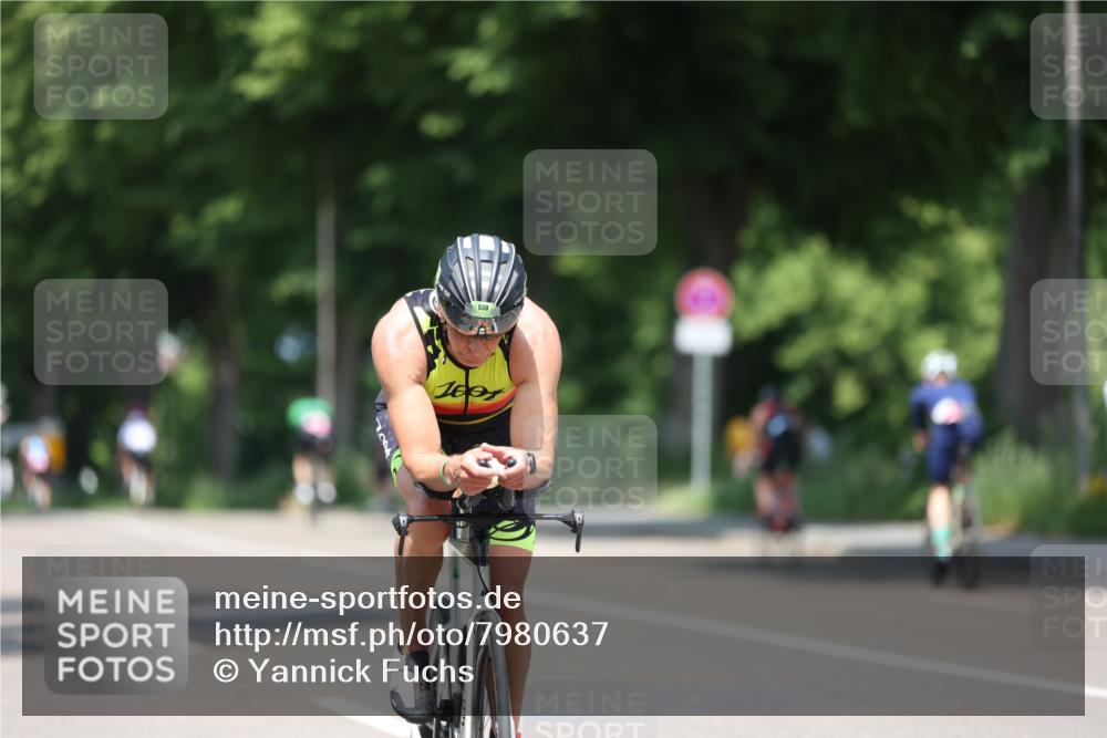 15.06.2025 - 7 Türme Triathlon Yannick Fuchs http://msf.ph/oto/7980637 15.06.2025 12:48:48 Radfahren 446, 530, 540 meine-sportfotos.de