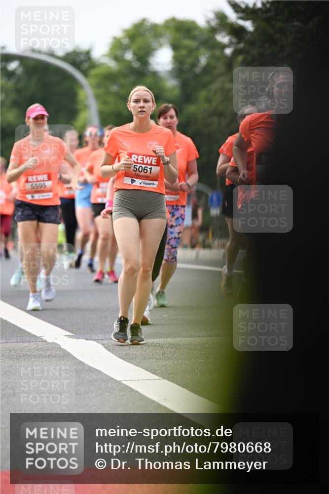 15.06.2025 - REWE Women's Run Dr. Thomas Lammeyer http://msf.ph/oto/7980668 15.06.2025 10:45:25 Laufen 5061, 5595 meine-sportfotos.de
