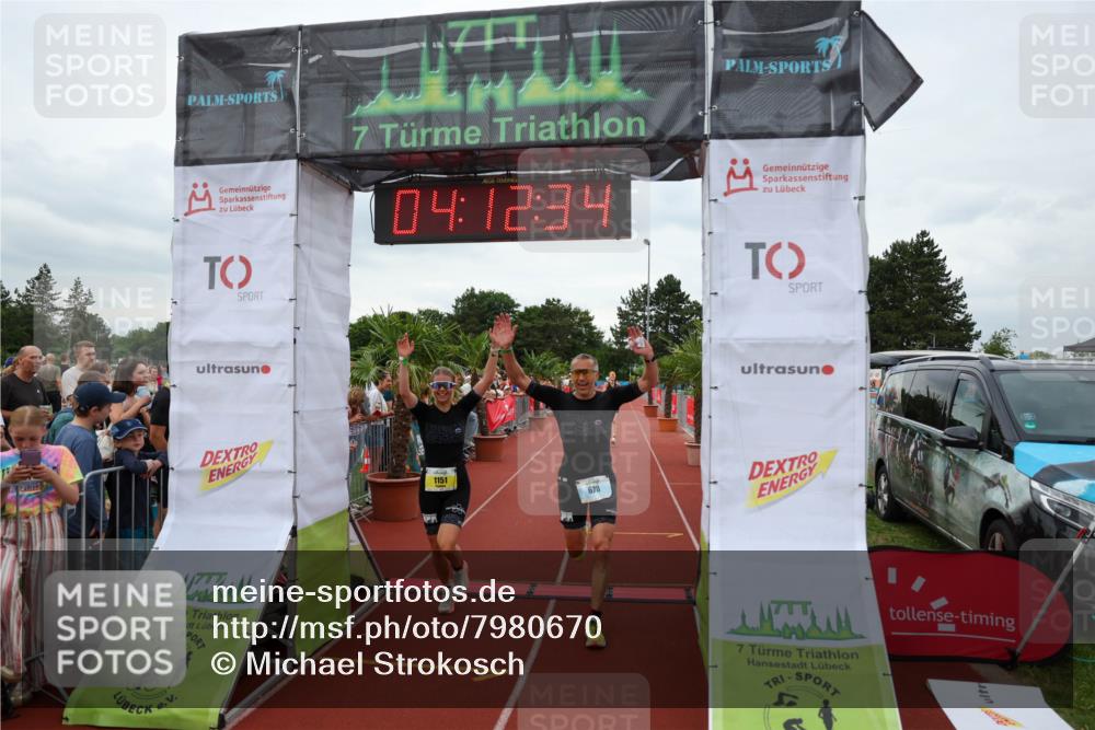 15.06.2025 - 7 Türme Triathlon Michael Strokosch http://msf.ph/oto/7980670 15.06.2025 14:12:34 Ziel 651, 678, 877, 918, 1151 meine-sportfotos.de
