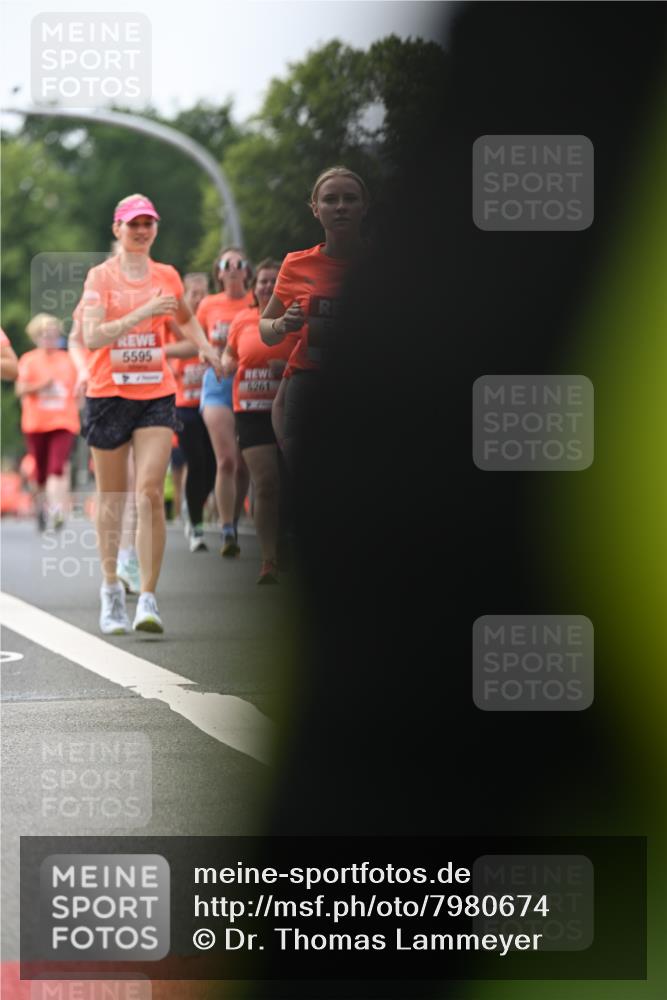 15.06.2025 - REWE Women's Run Dr. Thomas Lammeyer http://msf.ph/oto/7980674 15.06.2025 10:45:25 Laufen 5595 meine-sportfotos.de