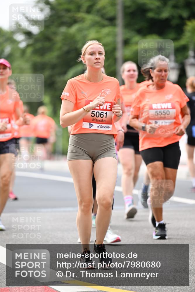 15.06.2025 - REWE Women's Run Dr. Thomas Lammeyer http://msf.ph/oto/7980680 15.06.2025 10:45:28 Laufen 5061, 5550, 77 meine-sportfotos.de