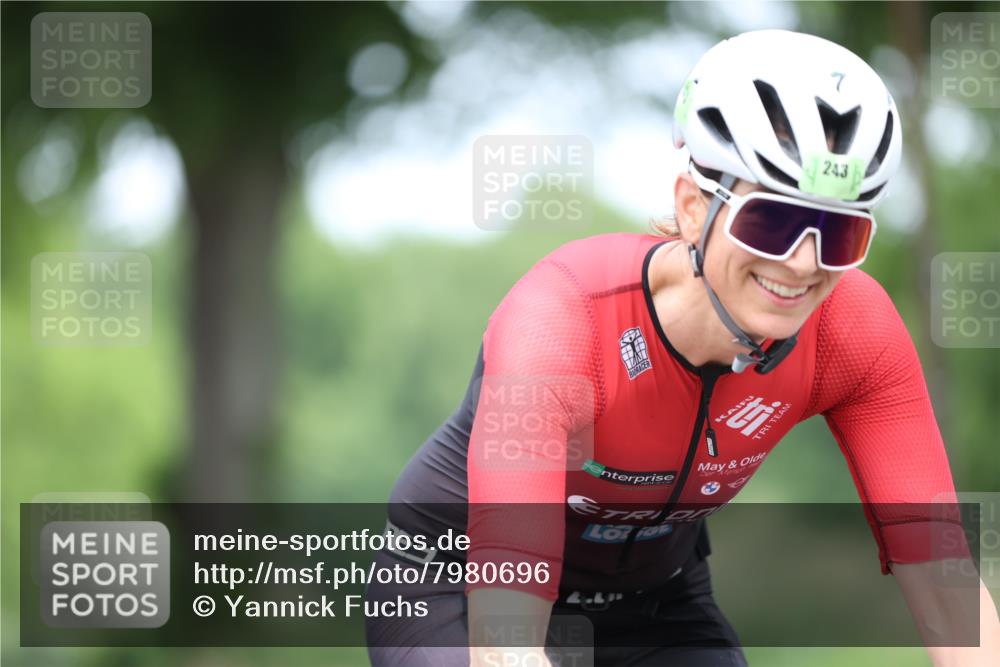 15.06.2025 - 7 Türme Triathlon Yannick Fuchs http://msf.ph/oto/7980696 15.06.2025 11:22:36 Radfahren 205, 243 meine-sportfotos.de