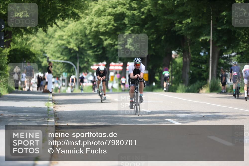 15.06.2025 - 7 Türme Triathlon Yannick Fuchs http://msf.ph/oto/7980701 15.06.2025 12:48:51 Radfahren 256, 446, 530, 540 meine-sportfotos.de