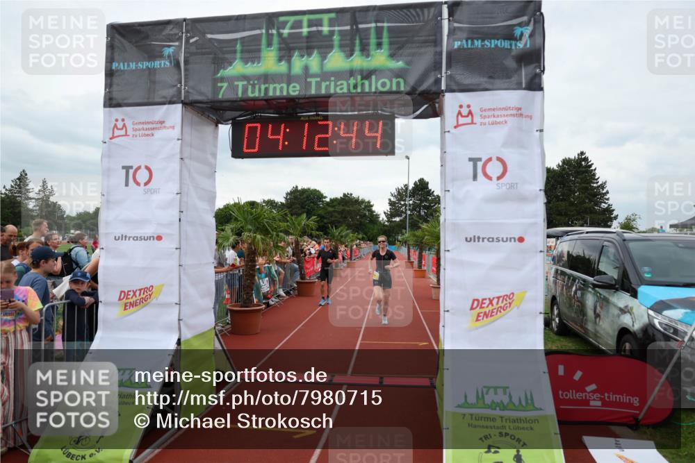 15.06.2025 - 7 Türme Triathlon Michael Strokosch http://msf.ph/oto/7980715 15.06.2025 14:12:44 Ziel 752, 875, 918 meine-sportfotos.de