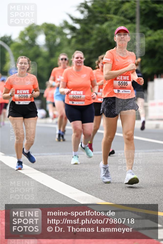 15.06.2025 - REWE Women's Run Dr. Thomas Lammeyer http://msf.ph/oto/7980718 15.06.2025 10:45:29 Laufen 5098, 5097, 5595 meine-sportfotos.de