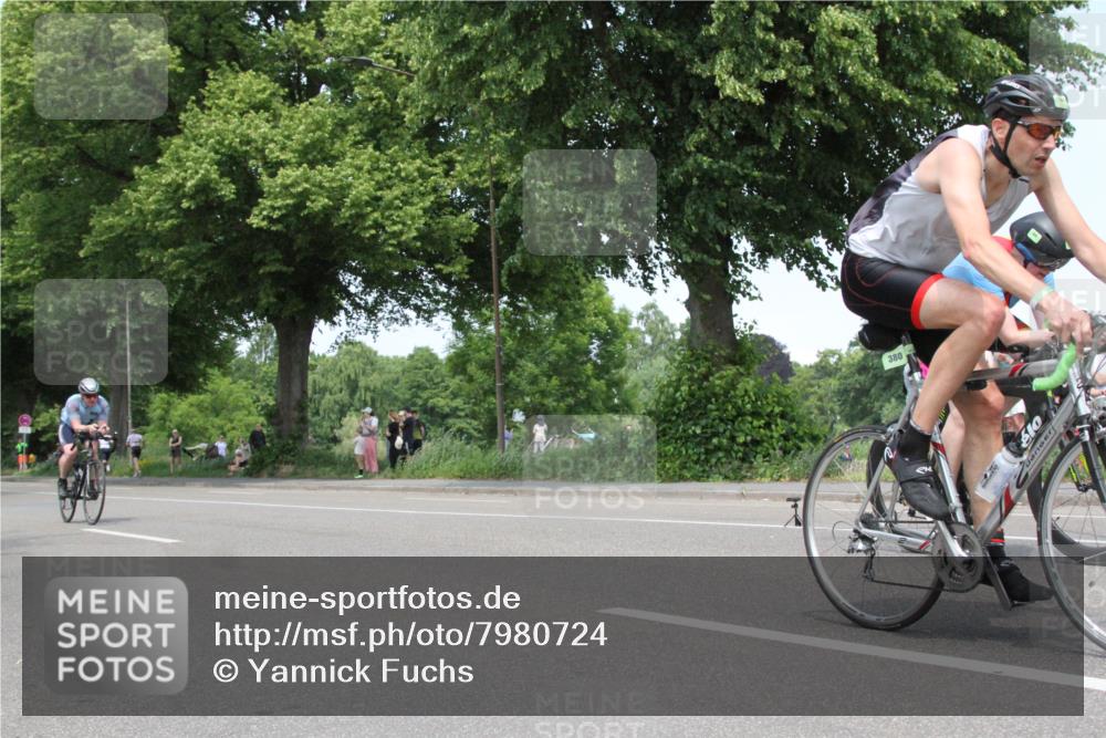 15.06.2025 - 7 Türme Triathlon Yannick Fuchs http://msf.ph/oto/7980724 15.06.2025 13:26:40 Radfahren  meine-sportfotos.de