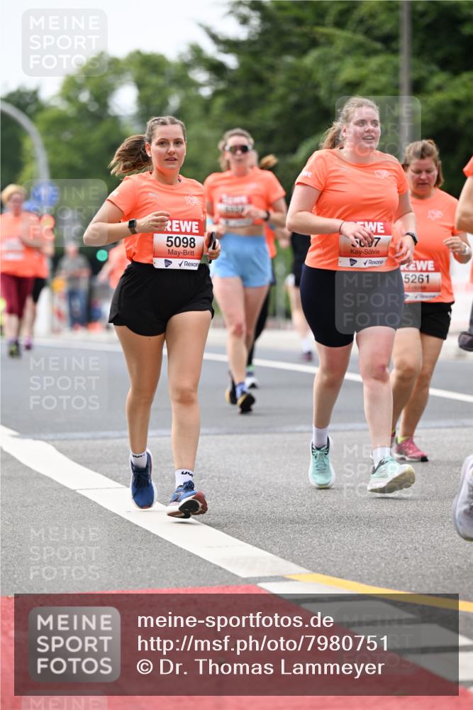 15.06.2025 - REWE Women's Run Dr. Thomas Lammeyer http://msf.ph/oto/7980751 15.06.2025 10:45:30 Laufen 5098, 5007, 5261 meine-sportfotos.de