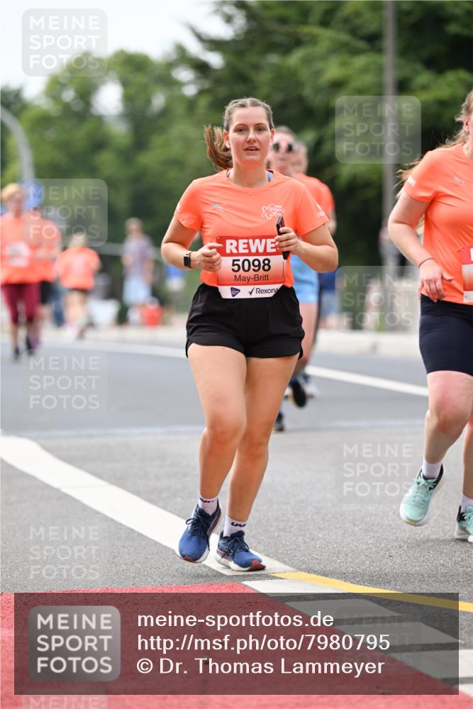 15.06.2025 - REWE Women's Run Dr. Thomas Lammeyer http://msf.ph/oto/7980795 15.06.2025 10:45:31 Laufen 5098 meine-sportfotos.de