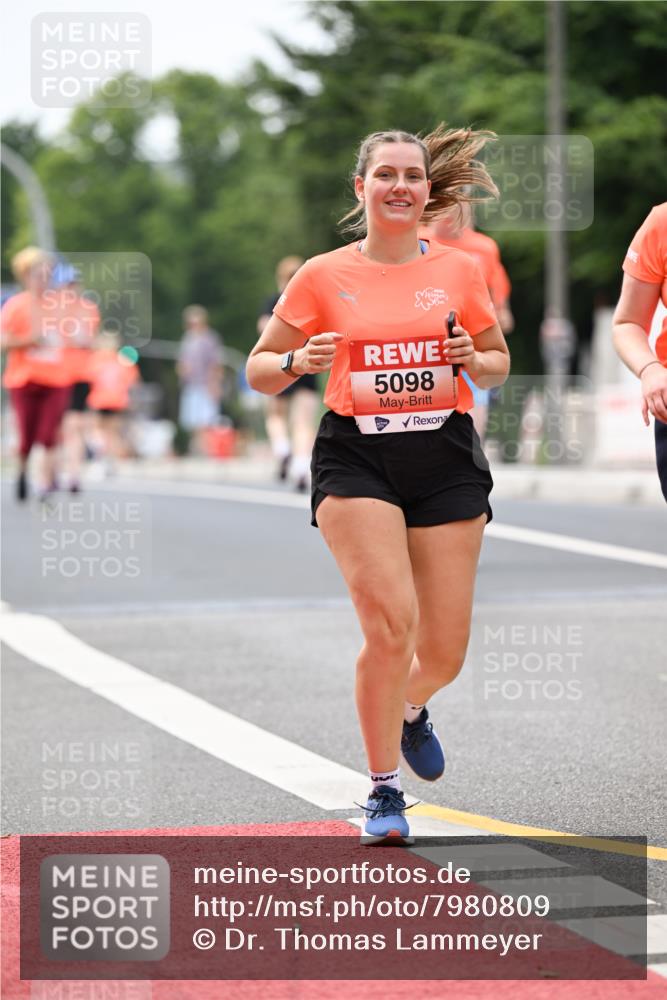 15.06.2025 - REWE Women's Run Dr. Thomas Lammeyer http://msf.ph/oto/7980809 15.06.2025 10:45:31 Laufen 5098 meine-sportfotos.de