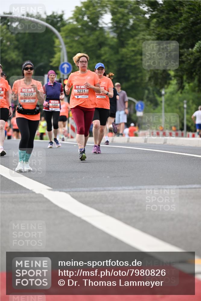 15.06.2025 - REWE Women's Run Dr. Thomas Lammeyer http://msf.ph/oto/7980826 15.06.2025 10:45:33 Laufen 5277, 5468, 5231 meine-sportfotos.de