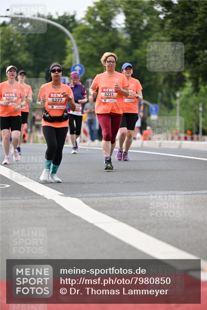 15.06.2025 - REWE Women's Run Dr. Thomas Lammeyer http://msf.ph/oto/7980850 15.06.2025 10:45:34 Laufen 5267, 5277, 5231 meine-sportfotos.de