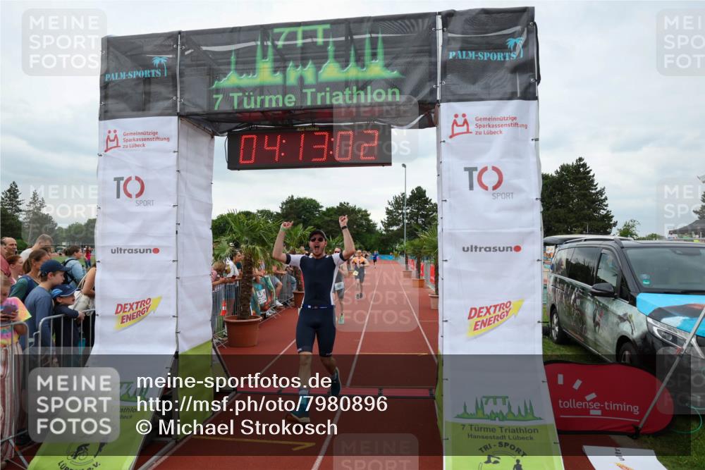 15.06.2025 - 7 Türme Triathlon Michael Strokosch http://msf.ph/oto/7980896 15.06.2025 14:13:02 Ziel 412, 628, 892 meine-sportfotos.de